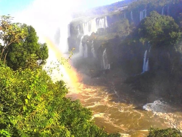 Discover Iguazu - The Brazilian Side: panoramic view of the falls. It is really worth it.