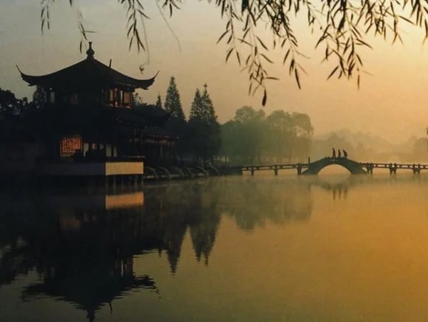 All-in-One Package Hangzhou Day Tour from Shanghai by Bullet Train