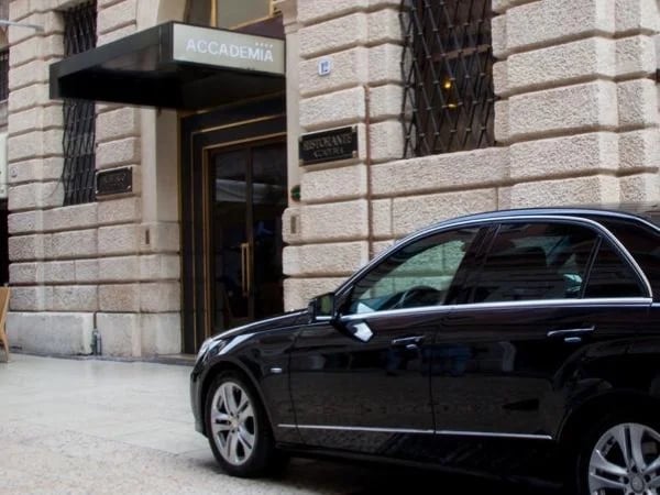 Verona Day Tour From Milan- Private Transportation