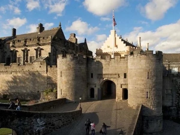Stirling Castle and The Trossachs From Edinburgh