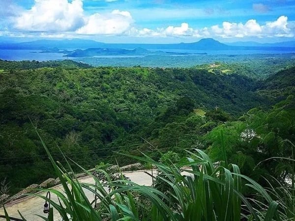Manila Layover Tour- Tagaytay City