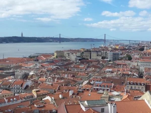 Private Walking Half Day Tour in Lisbon
