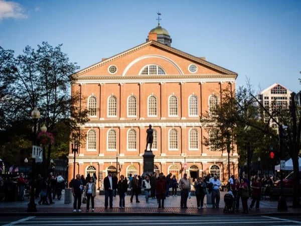 Private driving tour of Boston - 3 hours