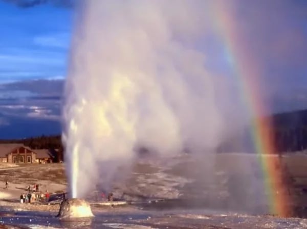 Full Day Yellowstone Tour