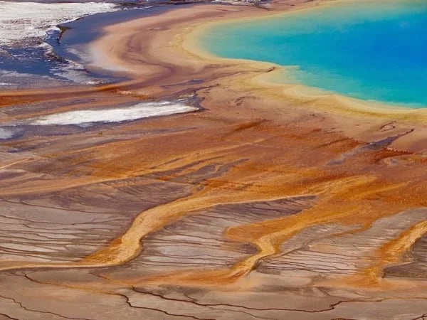 2 Days in Yellowstone Tour from Gardiner