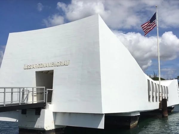 Pearl Harbor and North Shore, the best of Oahu