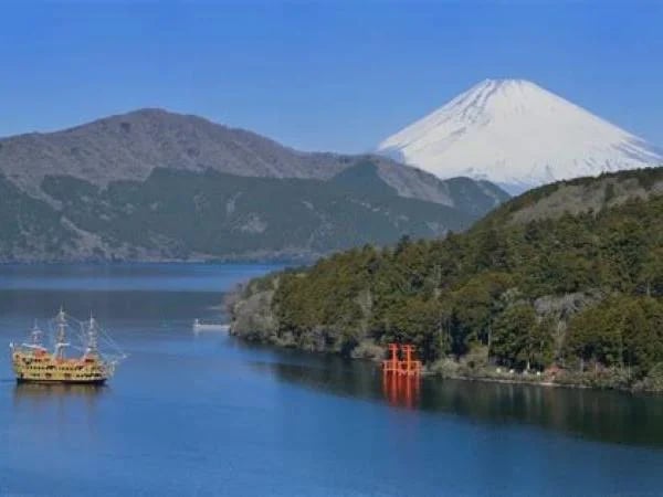 Highlights of Stunning Hakone one-day Private Tour