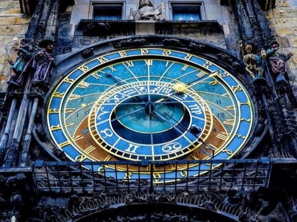 Prague Fascinating Highlights: A Walking Tour
