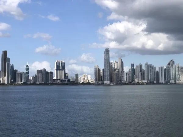 Downtown Panama City &amp; Panama Canal - Express Layover Tour
