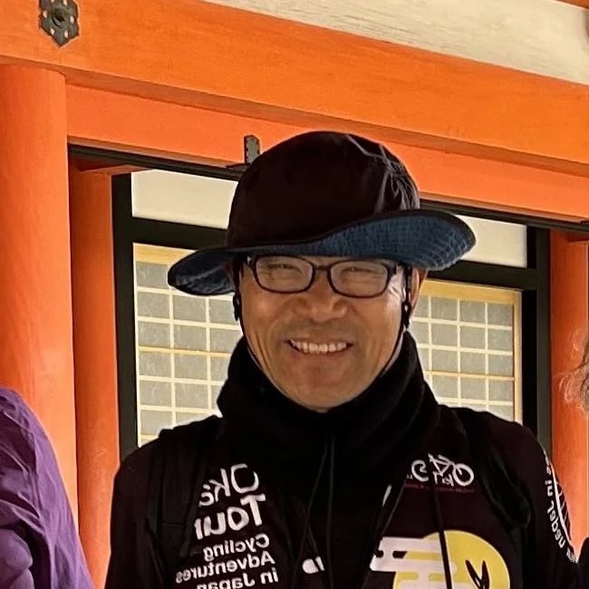 Yuji A.
