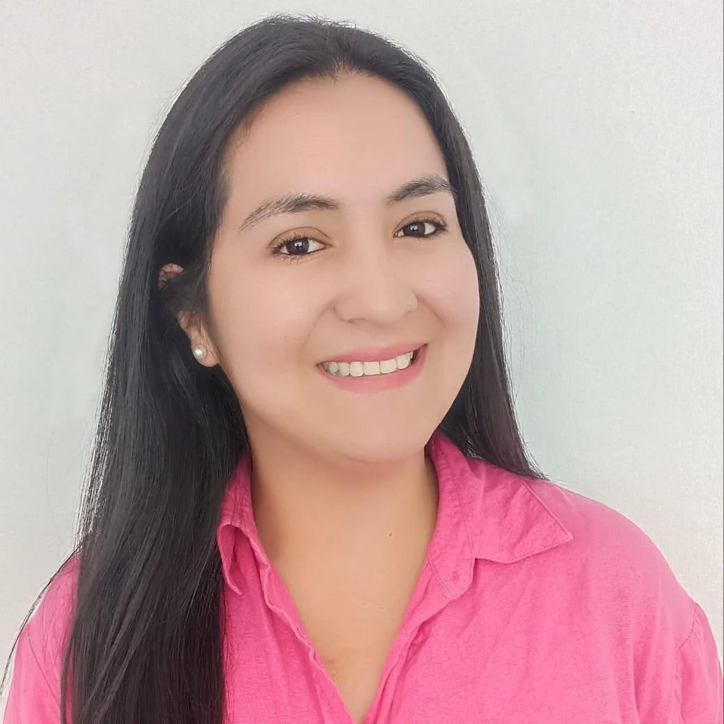 Gabriela V.
