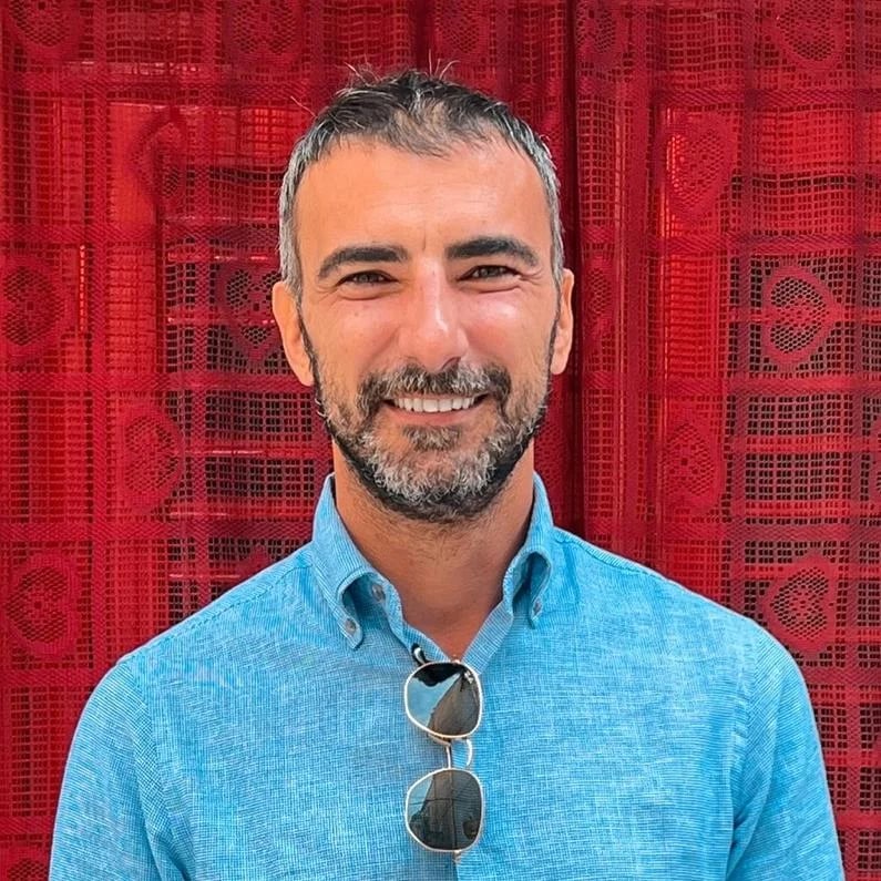 Mauro A.