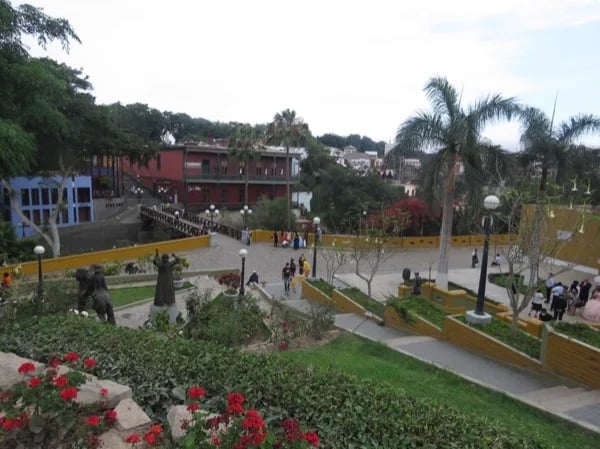 San Isidro, Miraflores, Barranco and Chorrillos Shore Excursion