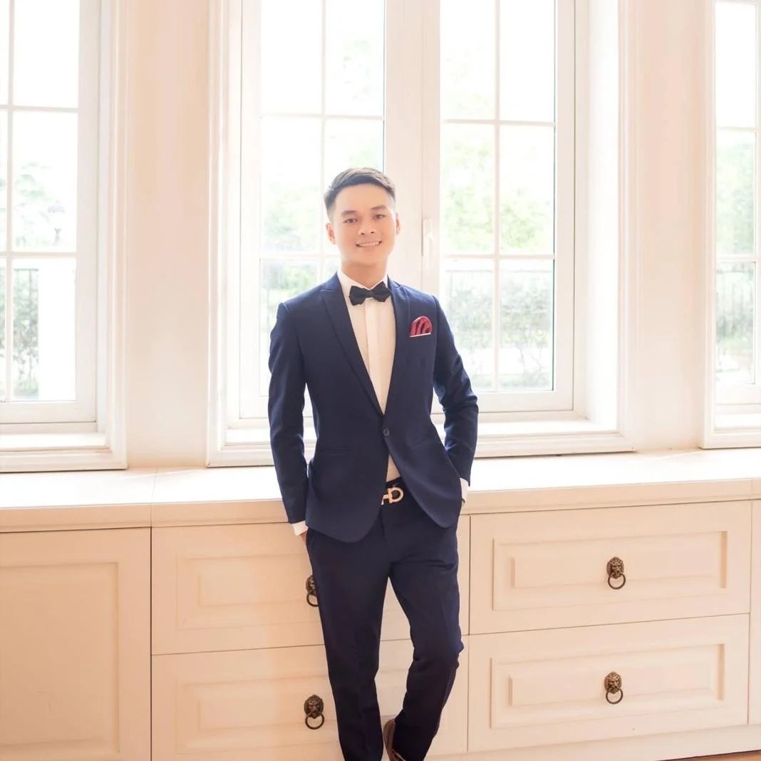 Vinh N.
