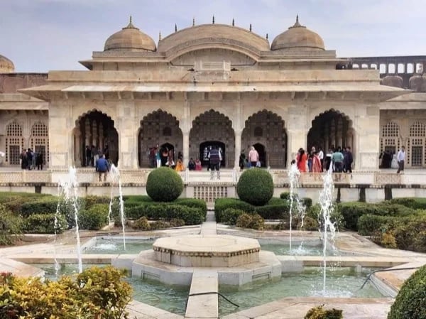 Namaste India - Delhi - Agra - Jaipur in 4 Days Tour