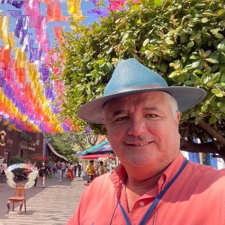 Carlos Exiquio G.