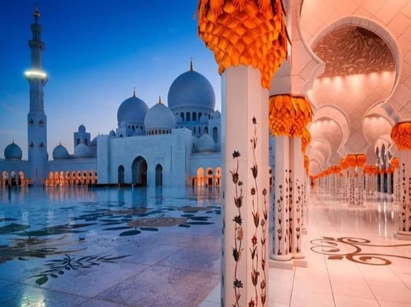 Abu Dhabi Unveiled - Half Day Private Tour