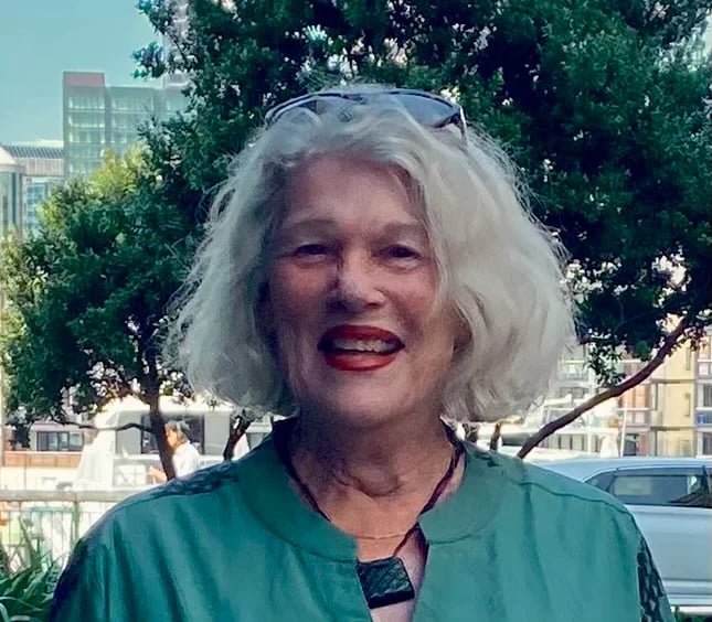 Louise Y.