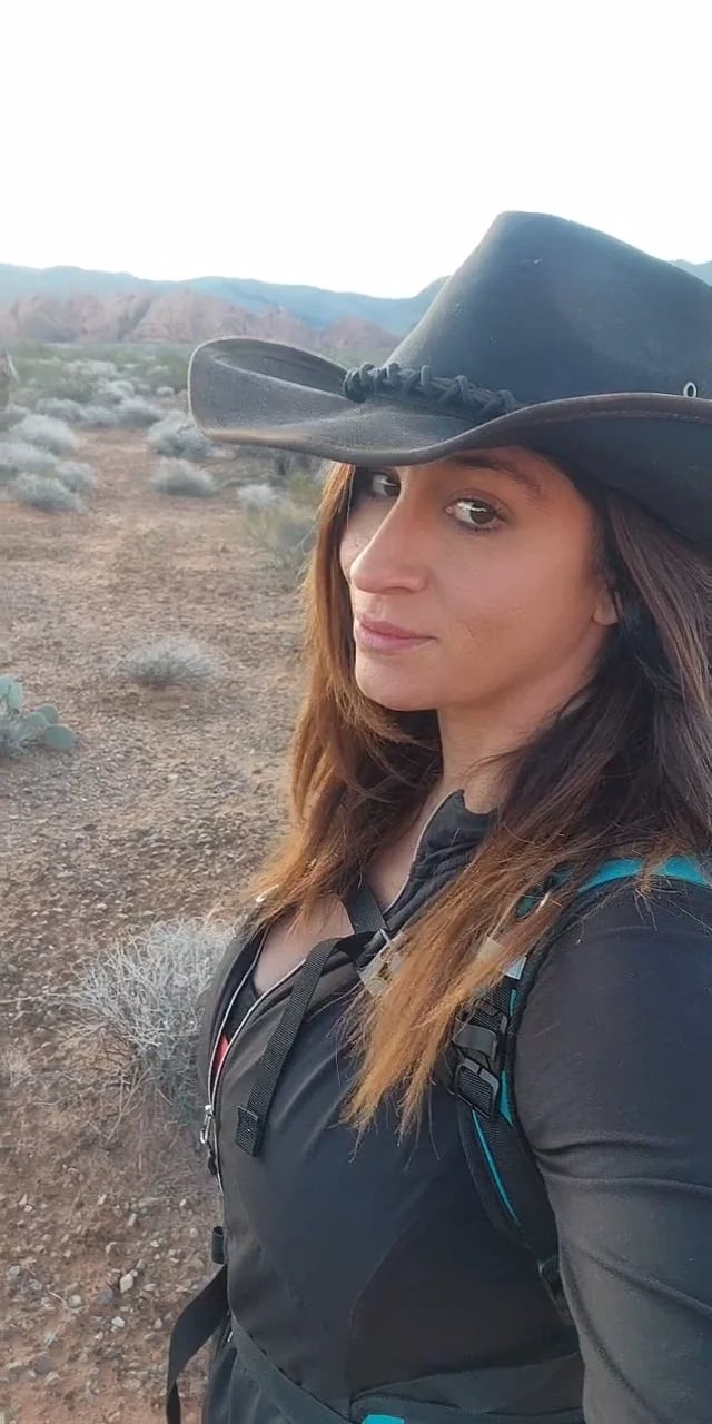 Laura D.