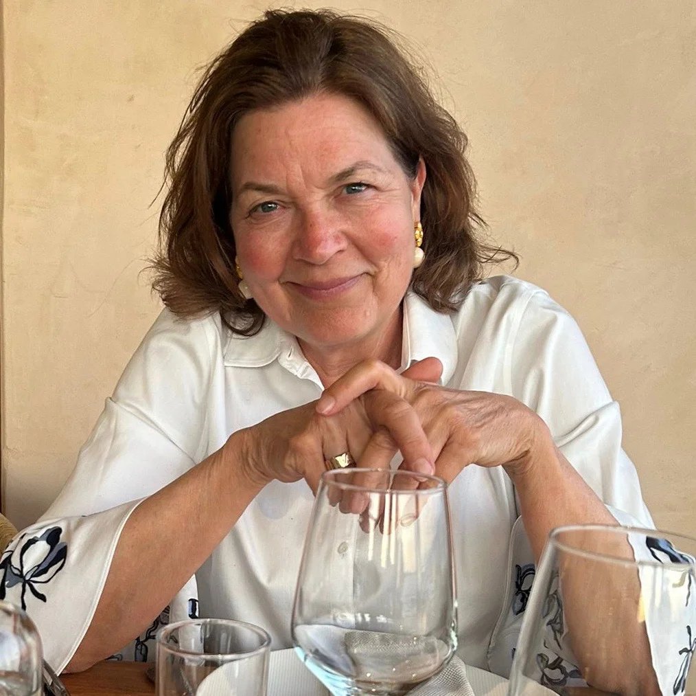 Carolyn R.
