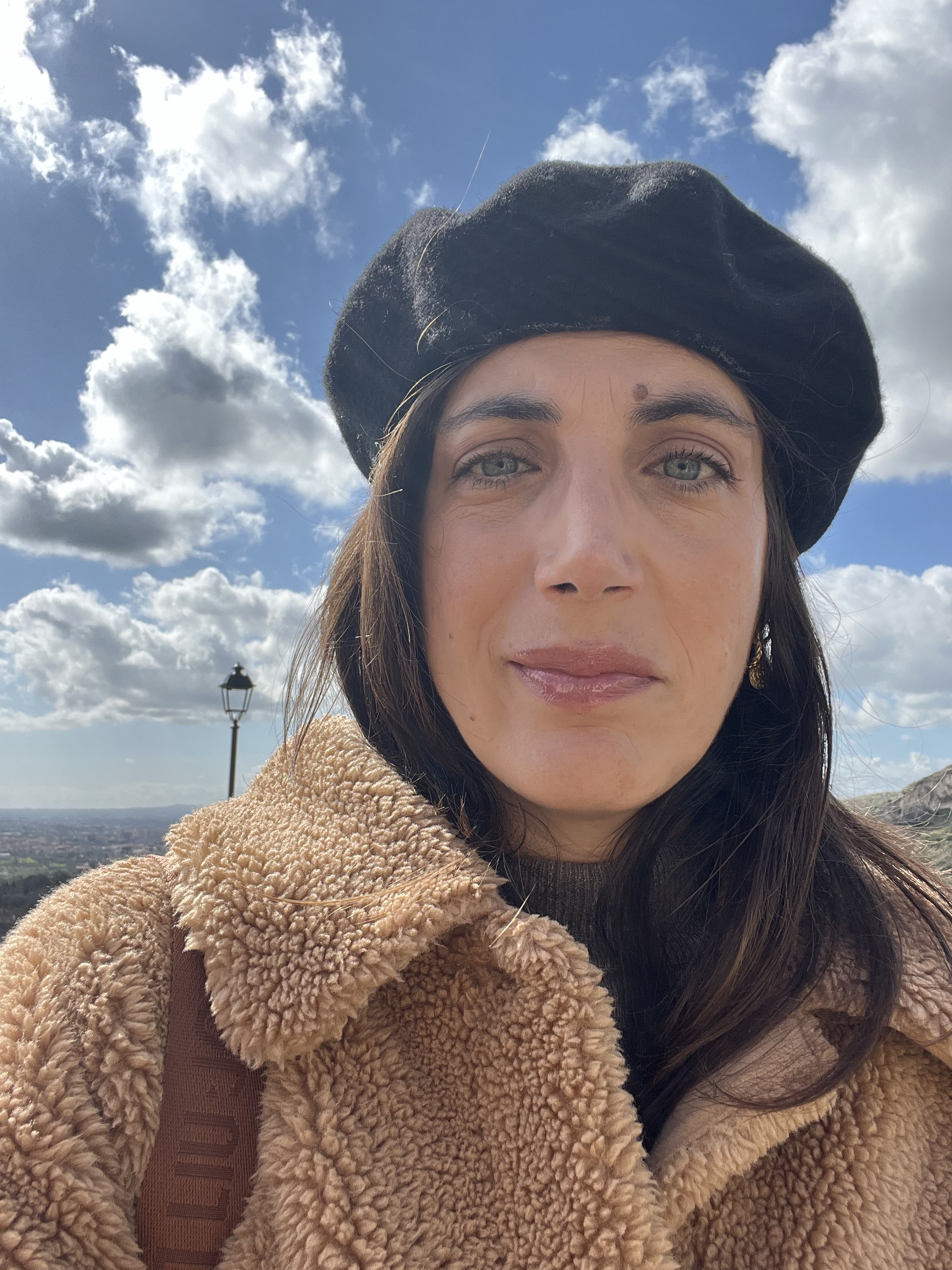 Paola V.